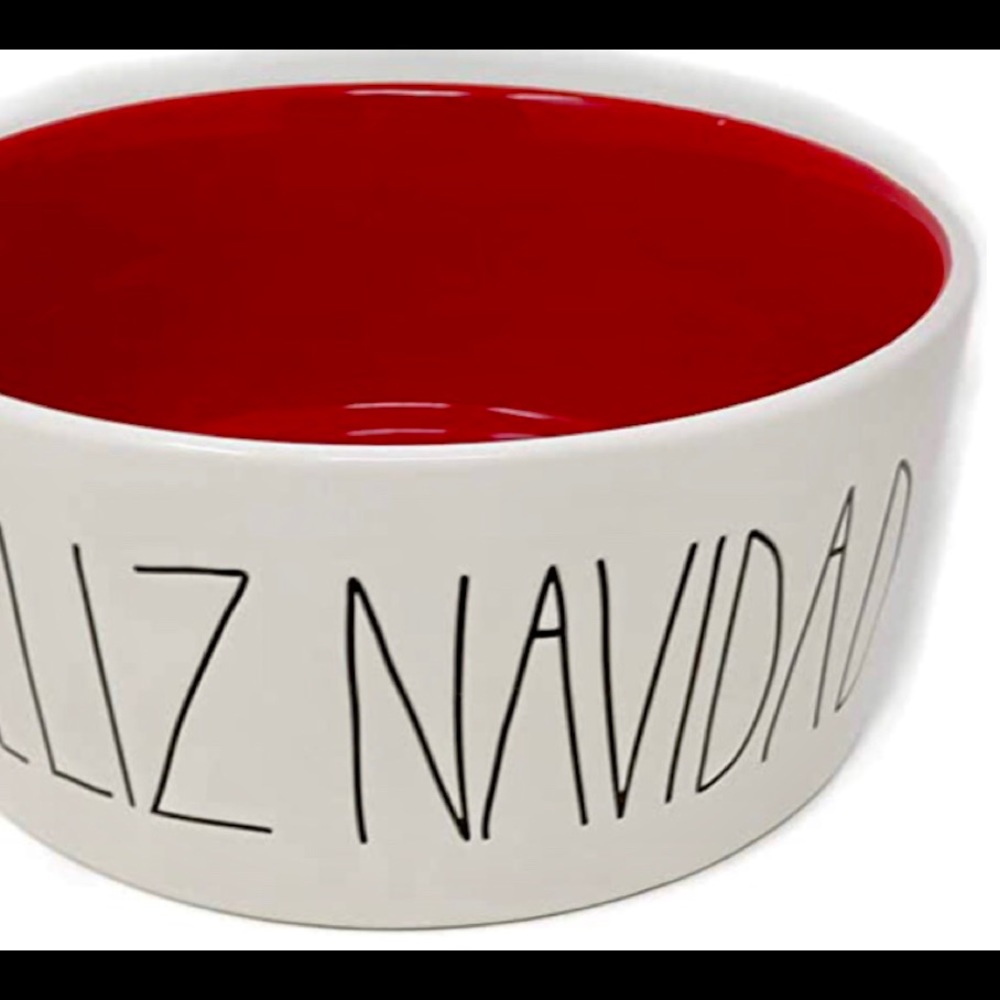 RAE DUNN Large Bowl for dogs “Felíz Navidad”